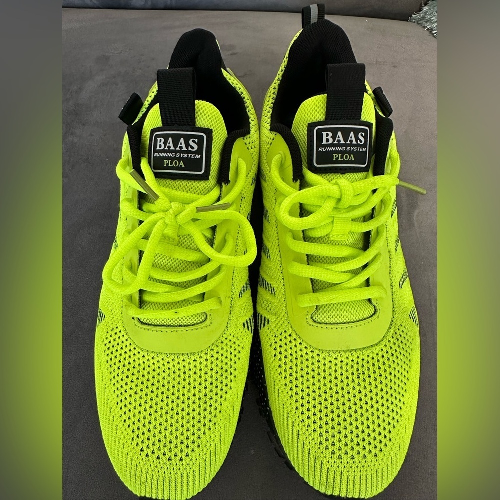Baasploa Men's Neon Green Running Shoes, Size 9 NWOB